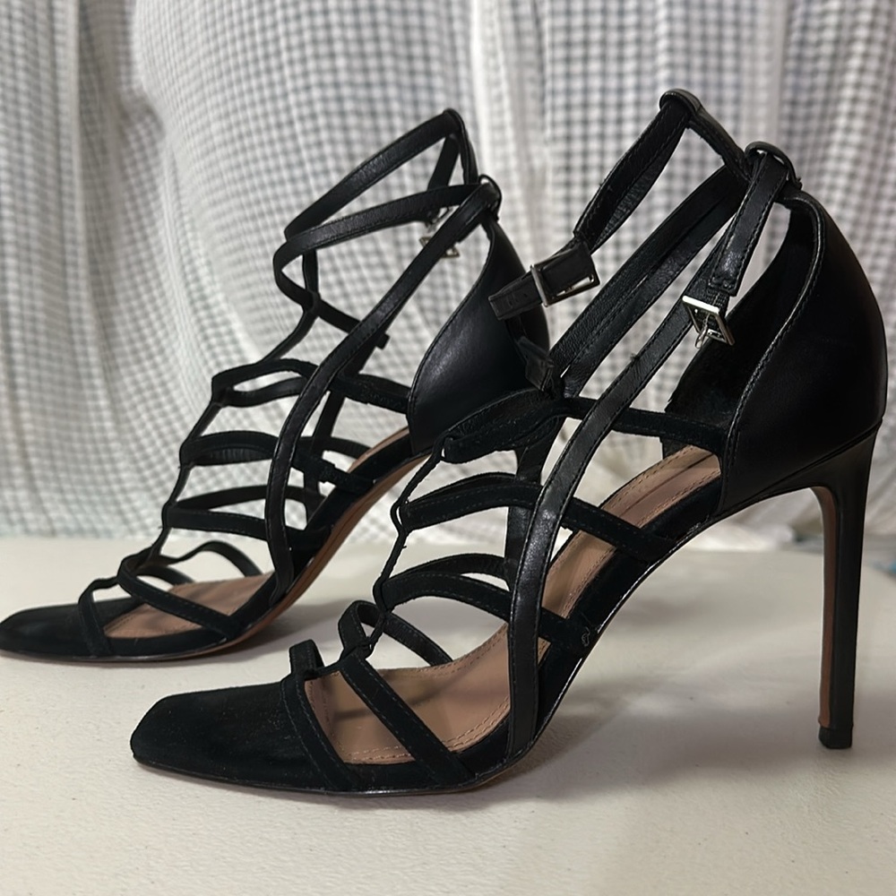 BCBG MAXAZRIA 4” strappy black leather high heels